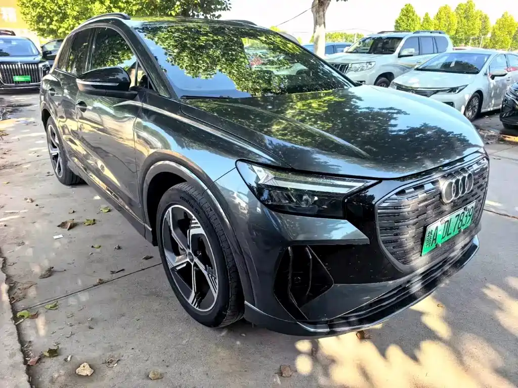 Audi Q4 e-tron — миниатюра 6