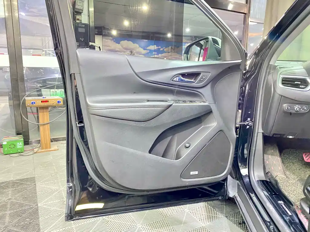 Chevrolet Equinox 2018 RS 550T AT
