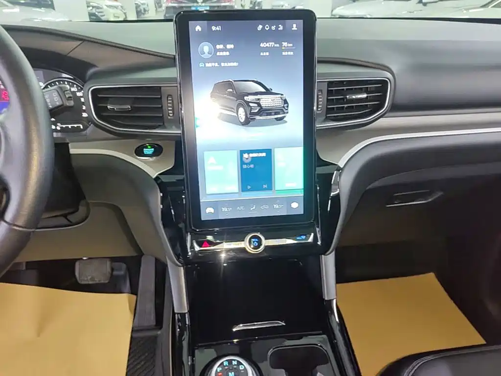 Ford Explorer — миниатюра 13