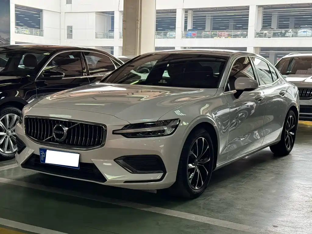 Volvo S60 2021