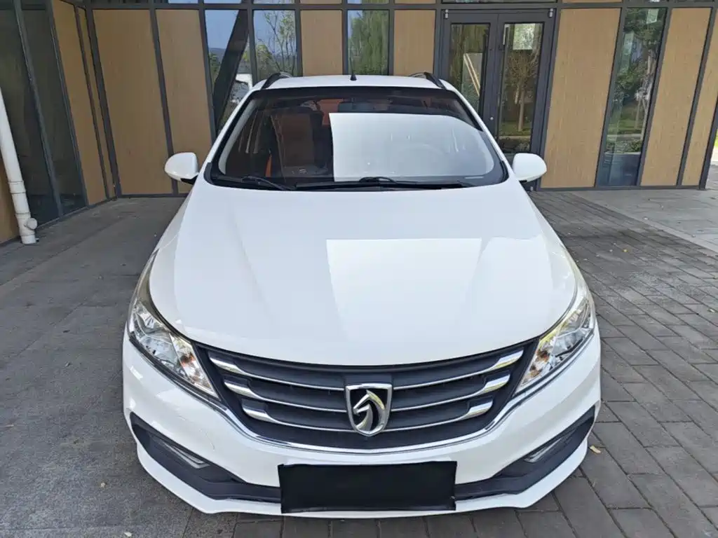 Baojun 310 — миниатюра 3