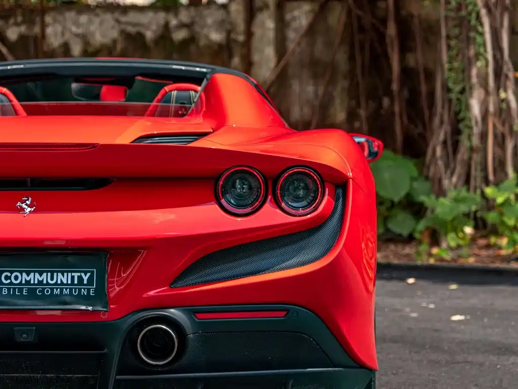 Ferrari F8 — миниатюра 5