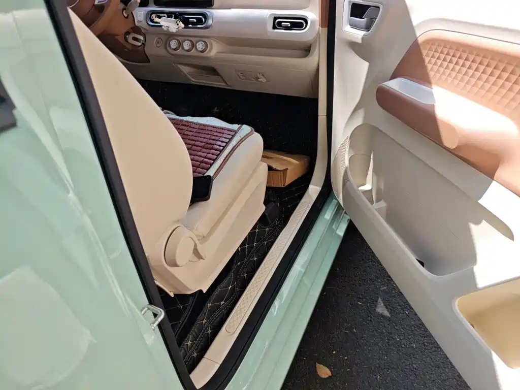 Wuling MINIEV — миниатюра 19