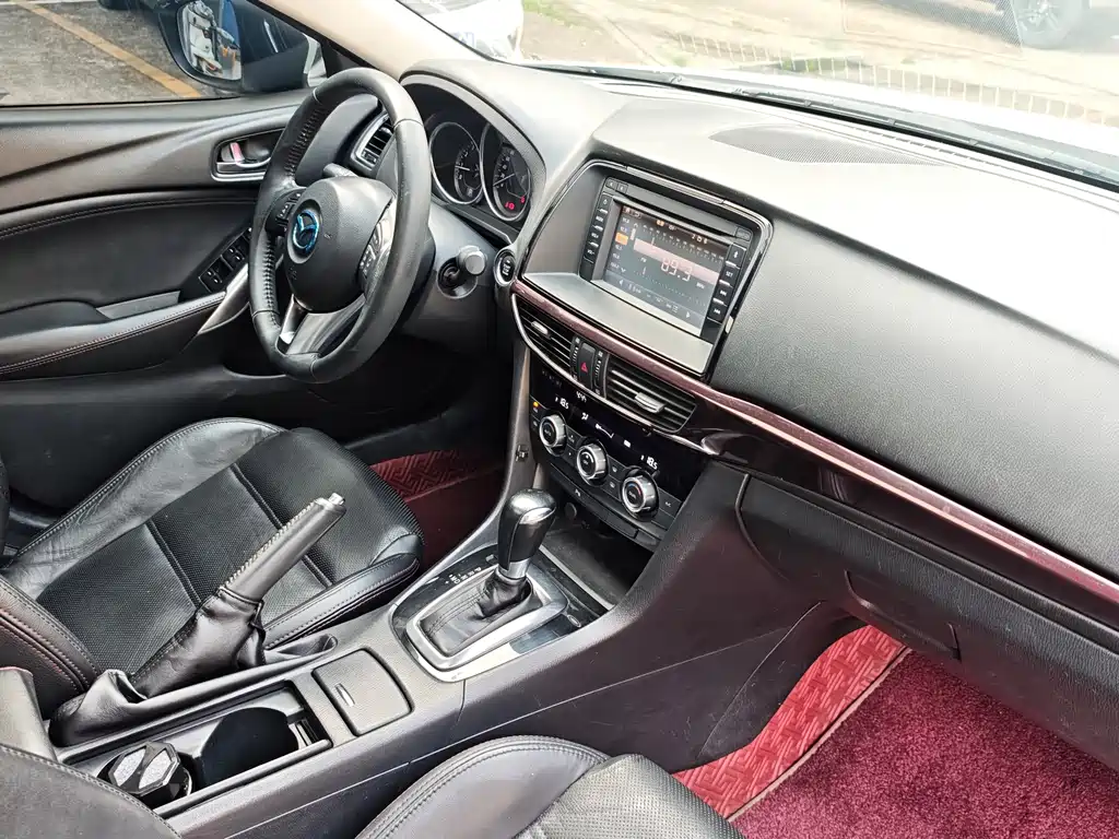 Mazda Atenza — миниатюра 9