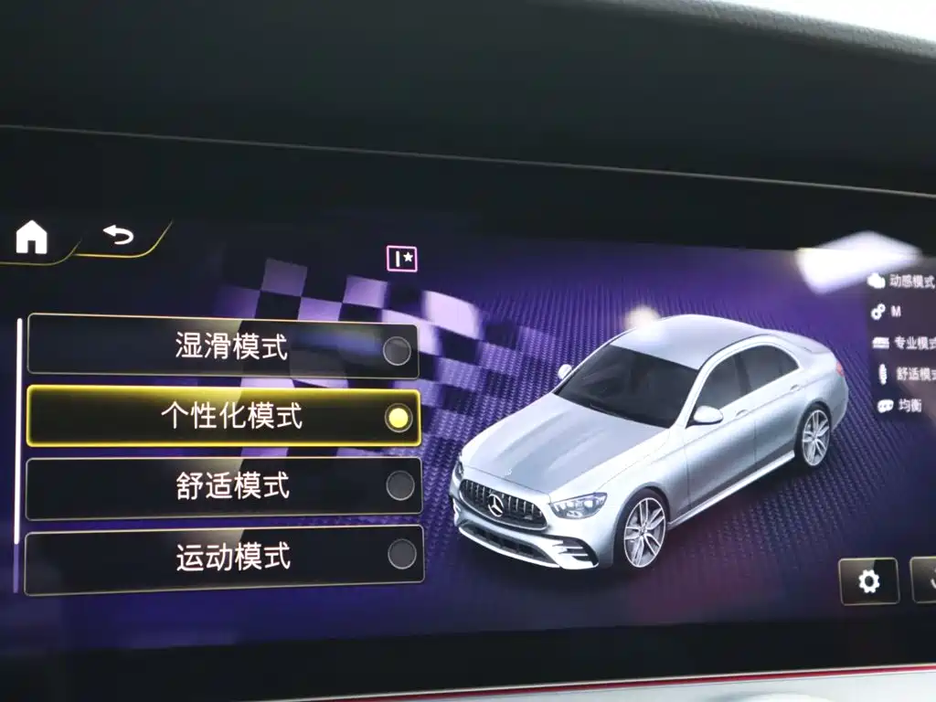 Mercedes-Benz E-Class AMG — миниатюра 17
