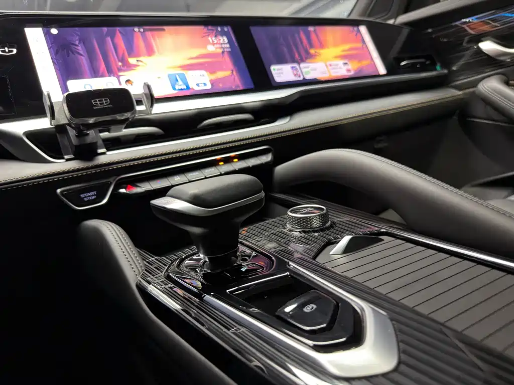Geely Xingyue L — миниатюра 15