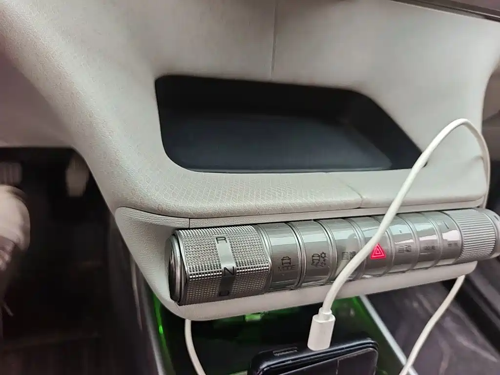 BYD Dolphin — миниатюра 7