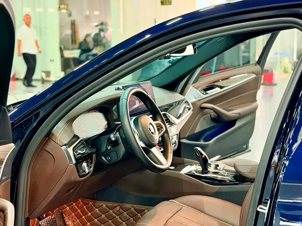 BMW 5 Series — миниатюра 8
