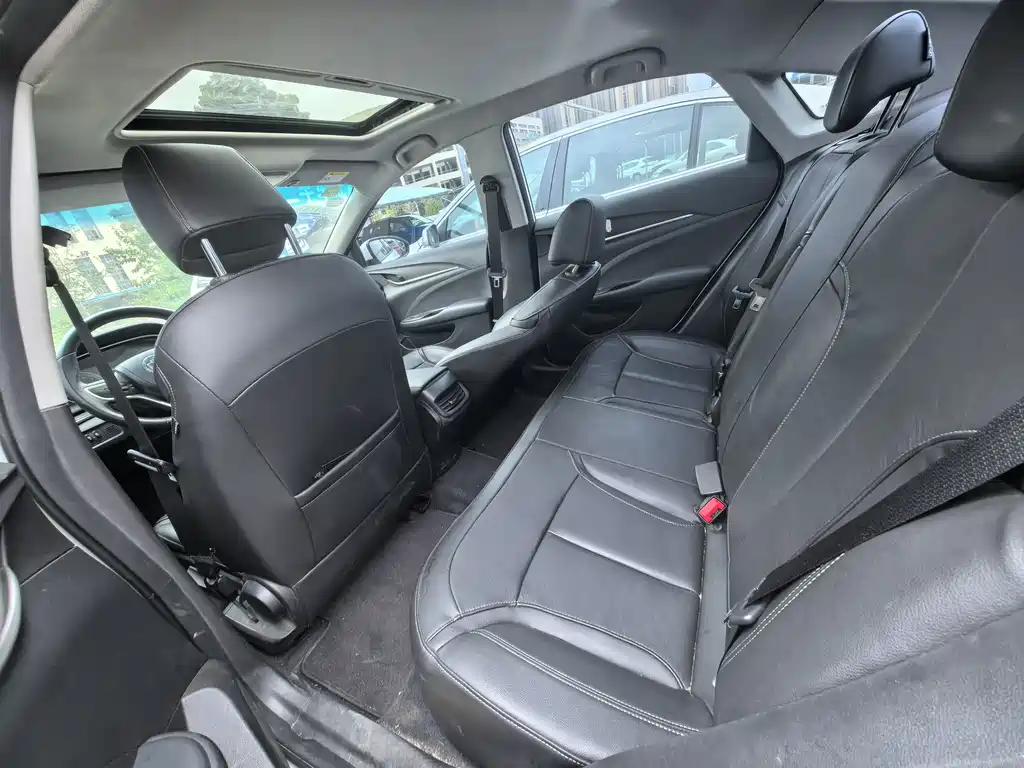 Buick Excelle — миниатюра 8