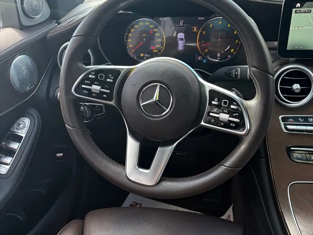 Mercedes-Benz GLC — миниатюра 7