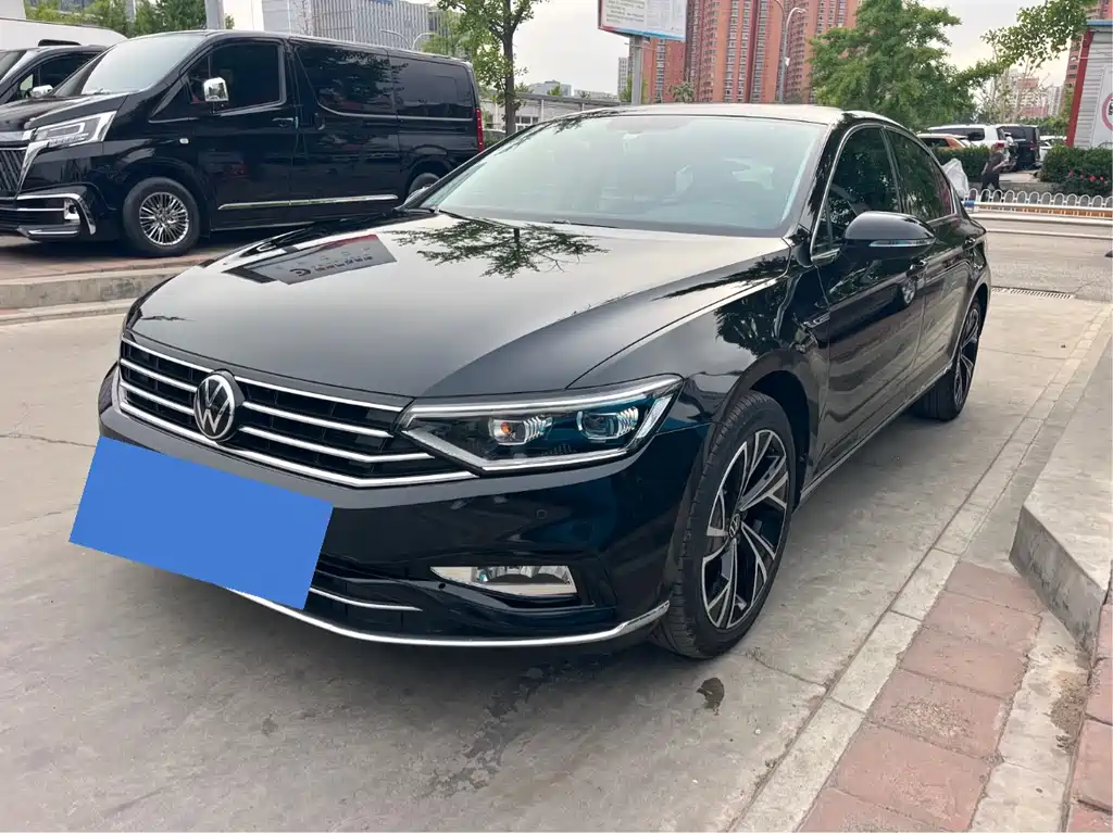 Купить Volkswagen Magotan