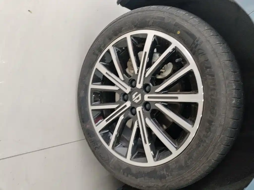 Leapmotor Leapmotor B10 — миниатюра 23