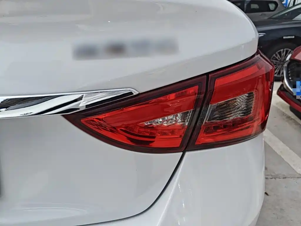 Chery Arrizo 5 — миниатюра 8