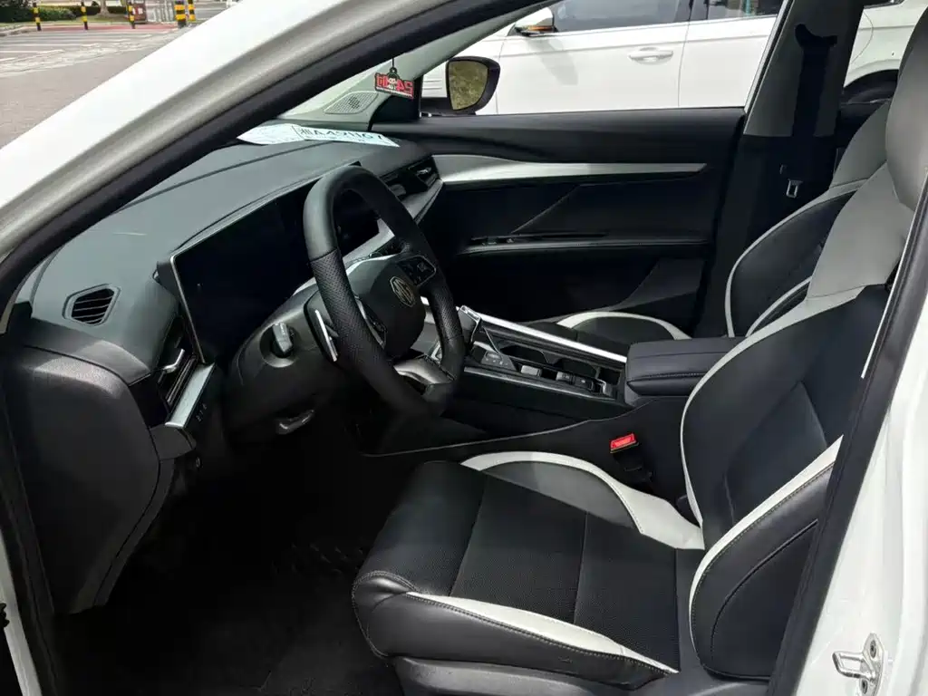 MG MG5 Scorpio — миниатюра 4