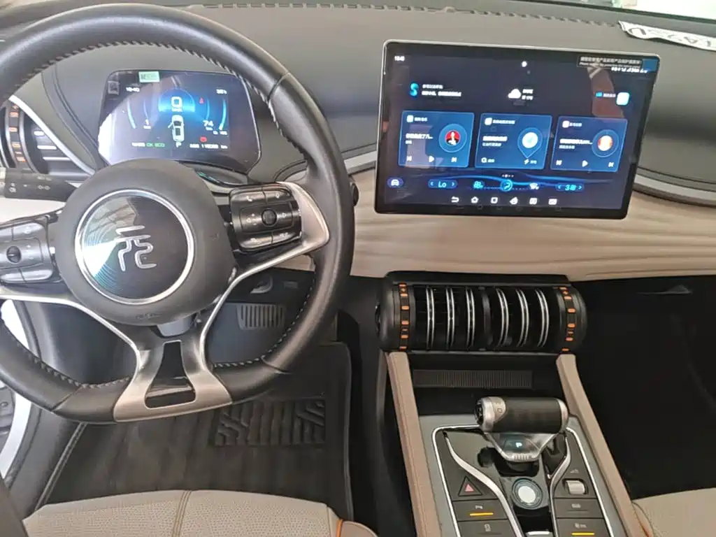 BYD Yuan Plus — миниатюра 10