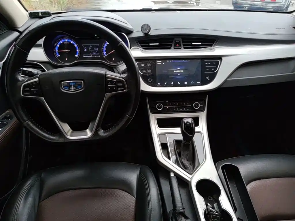 Geely Vision — миниатюра 10