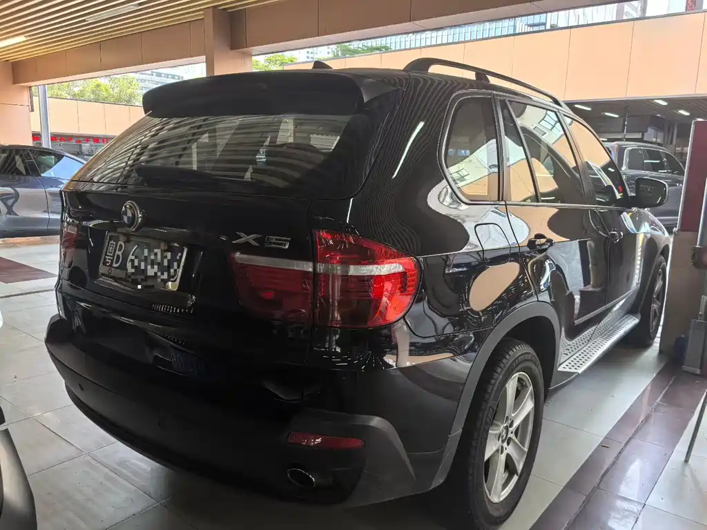BMW X5 (Import) — миниатюра 6
