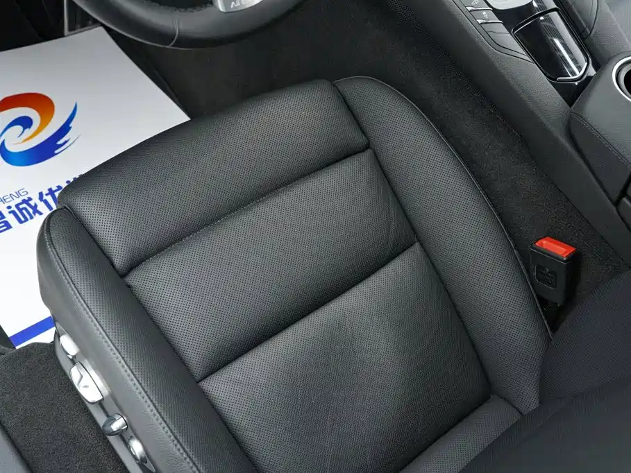 Porsche Panamera — миниатюра 7