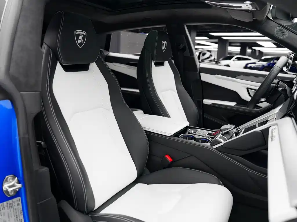 Lamborghini Urus — миниатюра 10