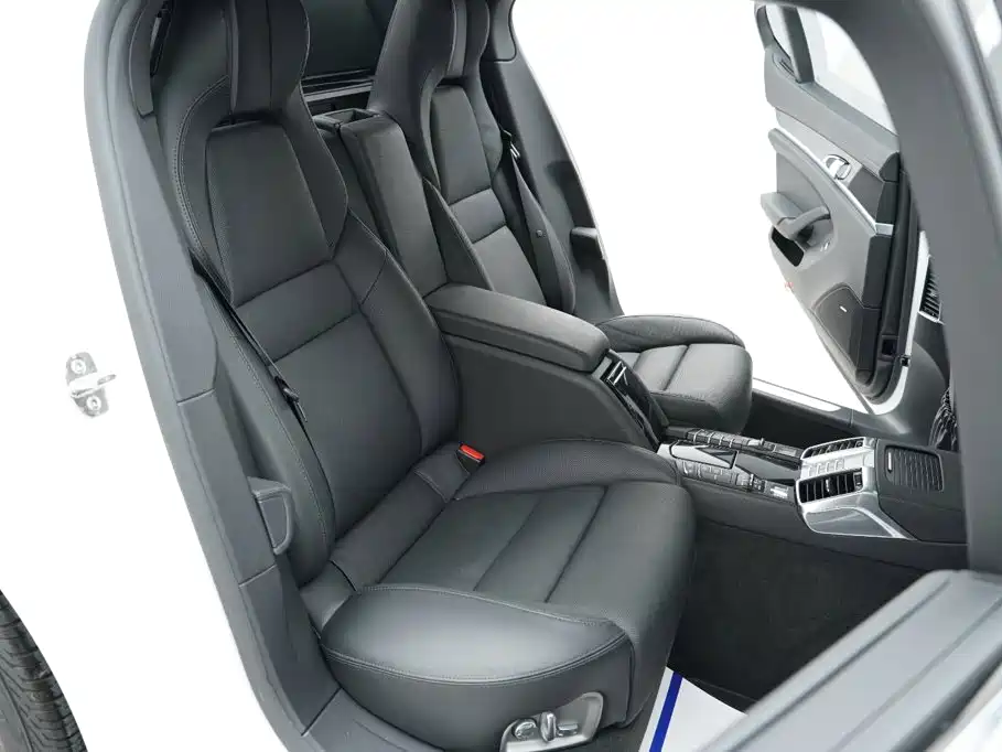 Porsche Panamera — миниатюра 24