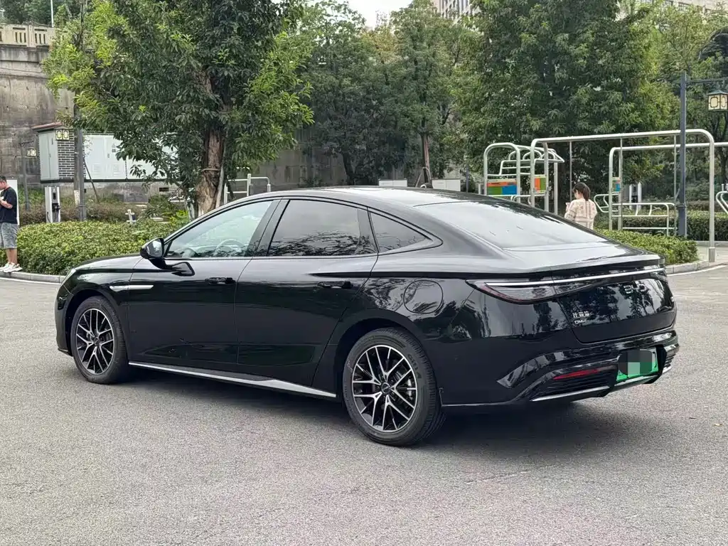 BYD Seal — миниатюра 4