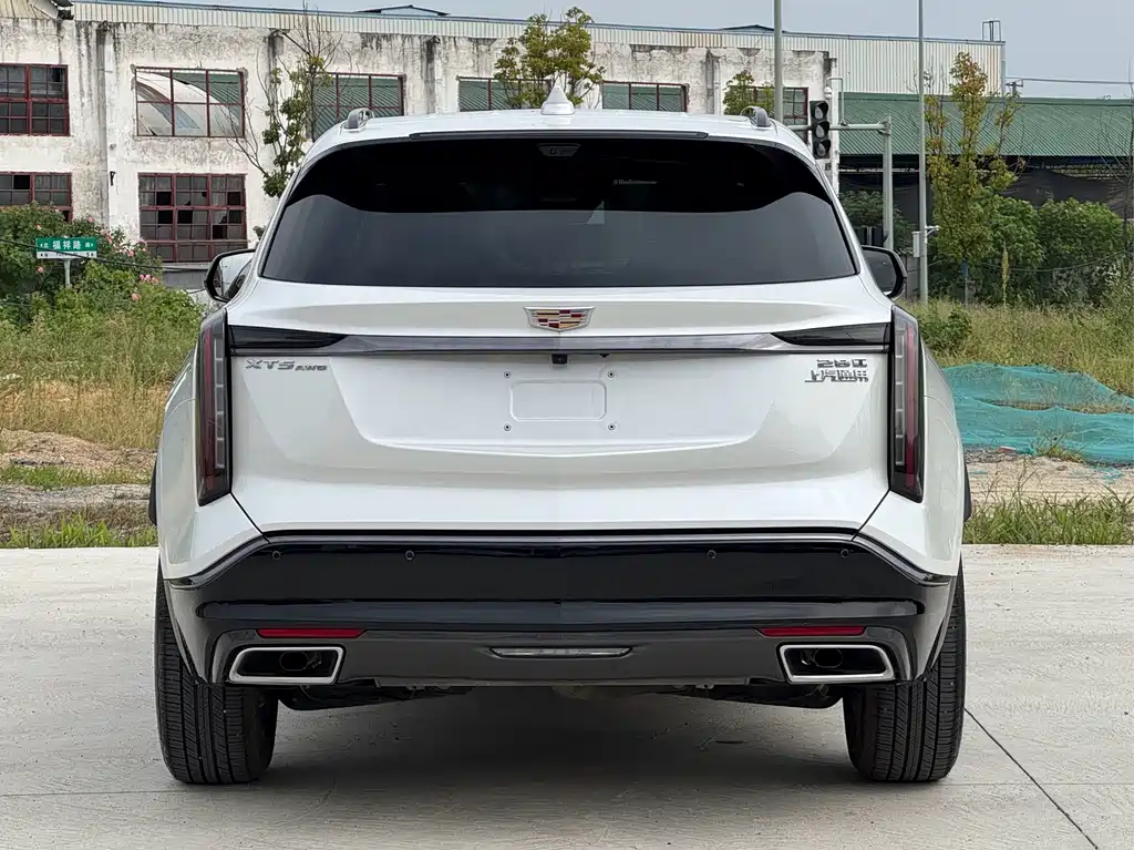 Cadillac XT5 — миниатюра 10