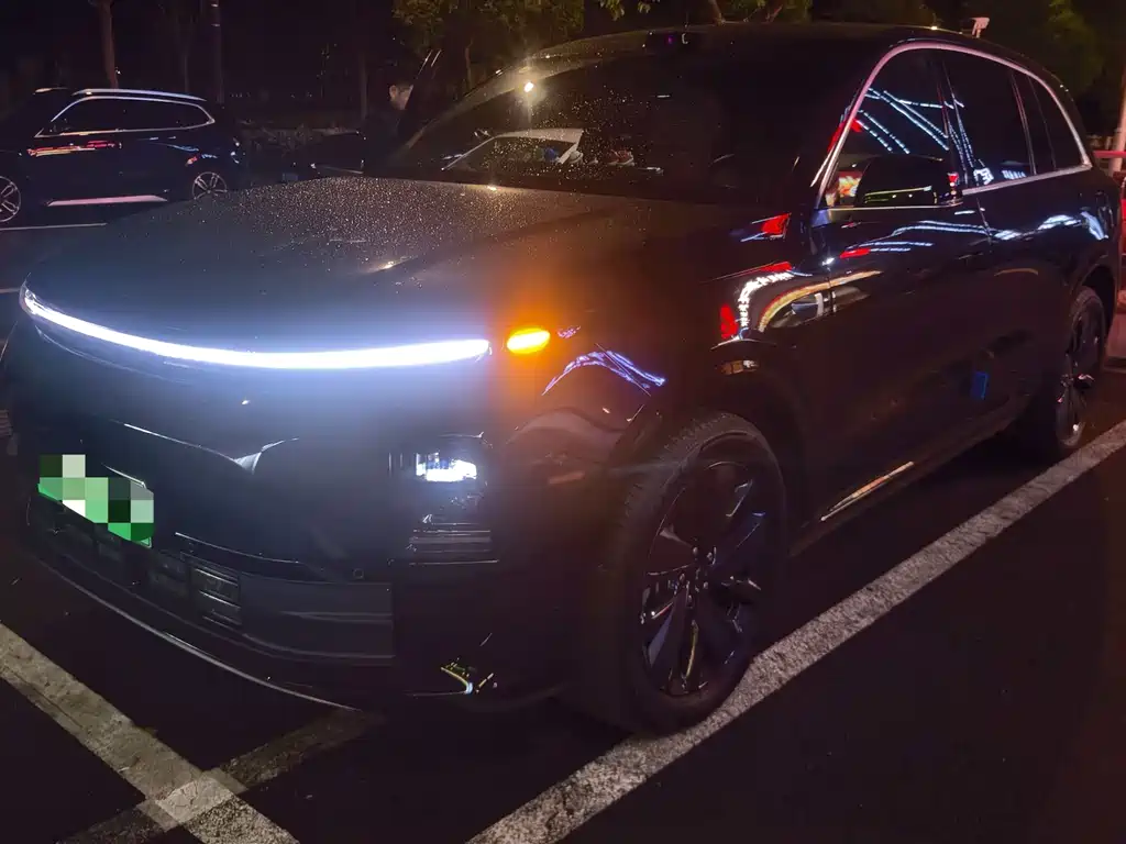 Li Auto L6 2025 Pro