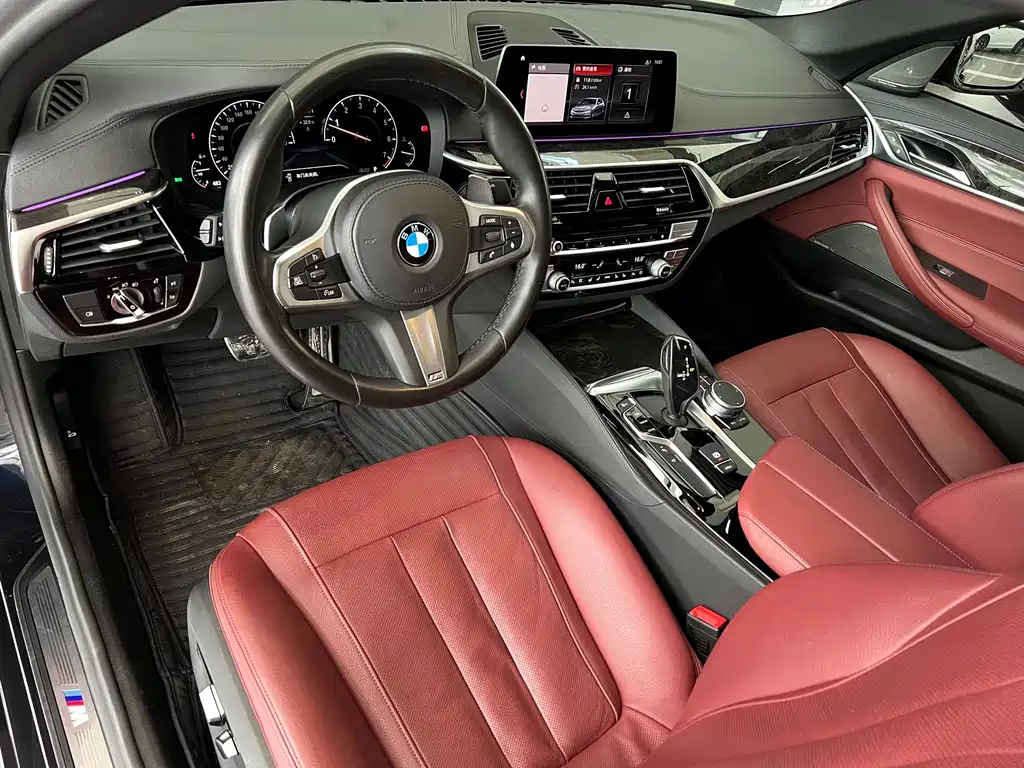 BMW 5 Series — миниатюра 7