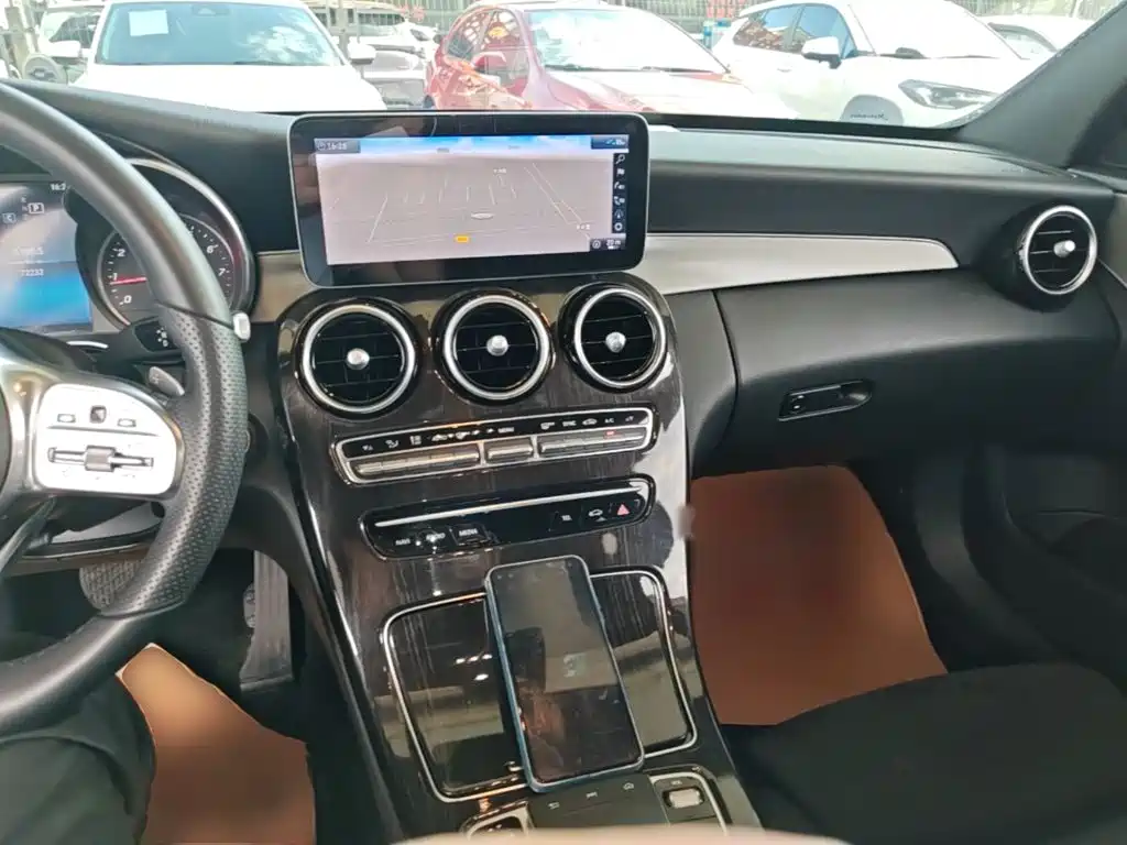 Mercedes-Benz C-Class — миниатюра 10
