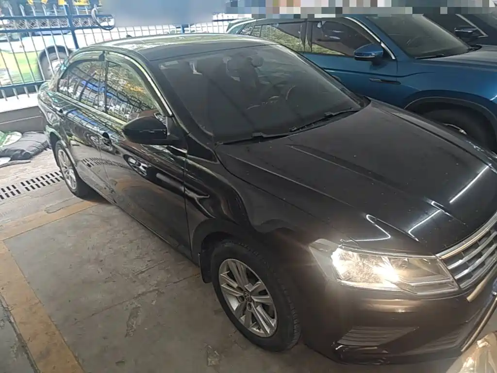 Volkswagen Jetta — миниатюра 4
