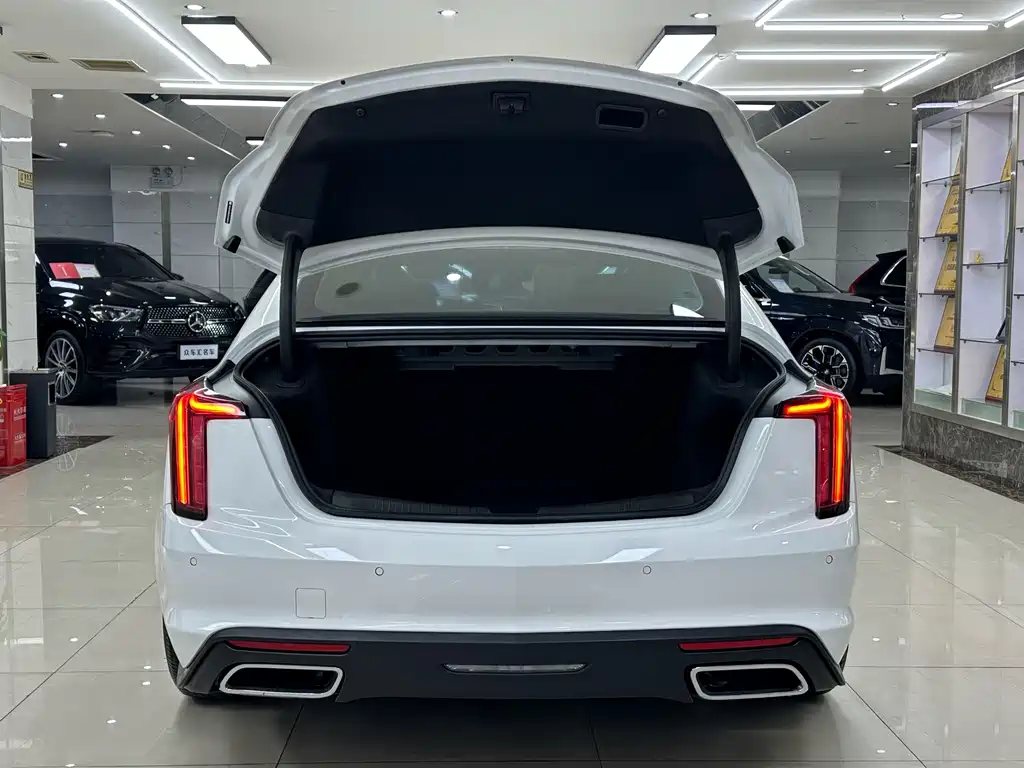 Cadillac CT5 — миниатюра 21