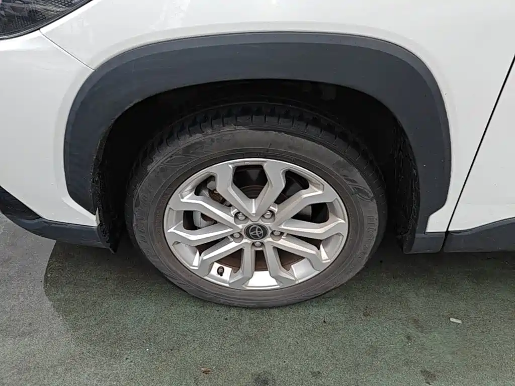 Toyota Frontlander — миниатюра 23