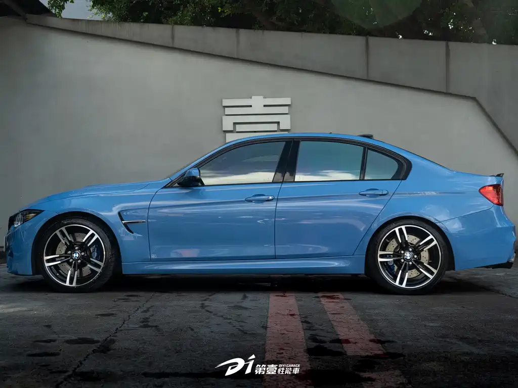 BMW M3 — миниатюра 4