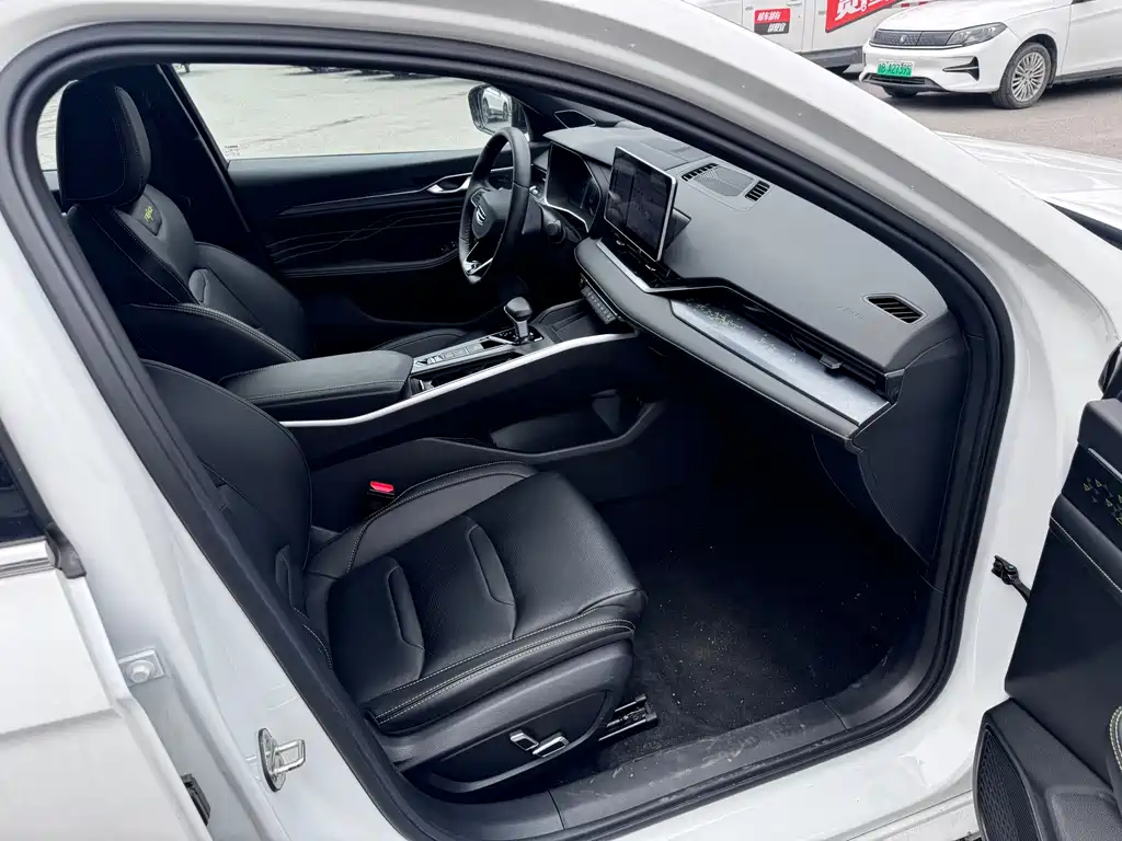 GEELY AUTOMOBILE XINGRUI