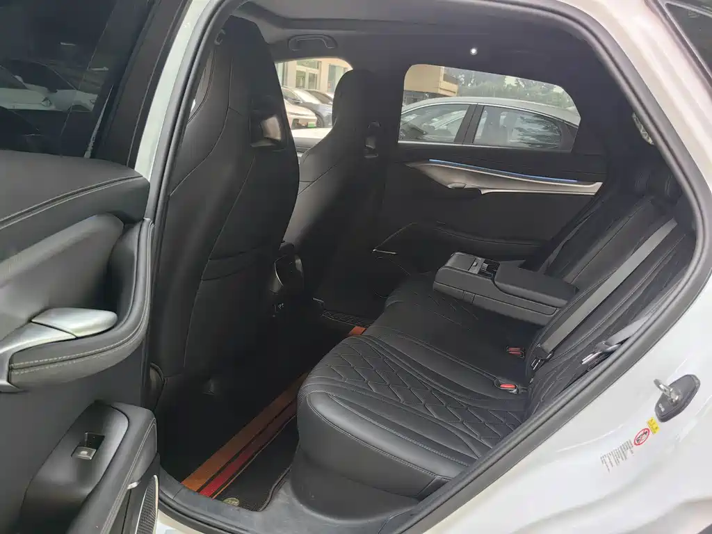 BYD Sealion 07 EV — миниатюра 8