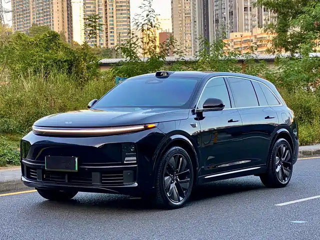 Li Auto L7