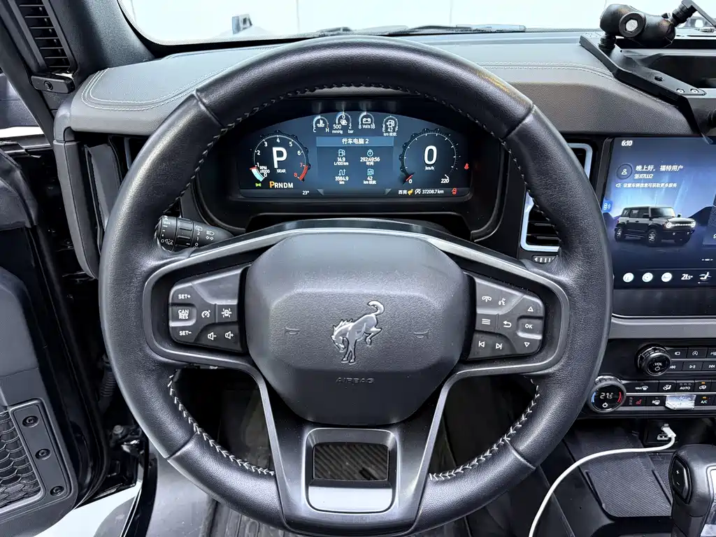 Ford Bronco — миниатюра 18