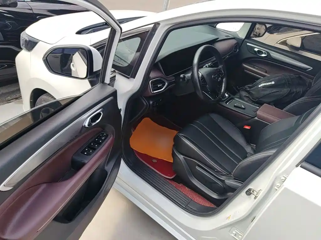 GAC Motor Trumpchi M6 — миниатюра 16