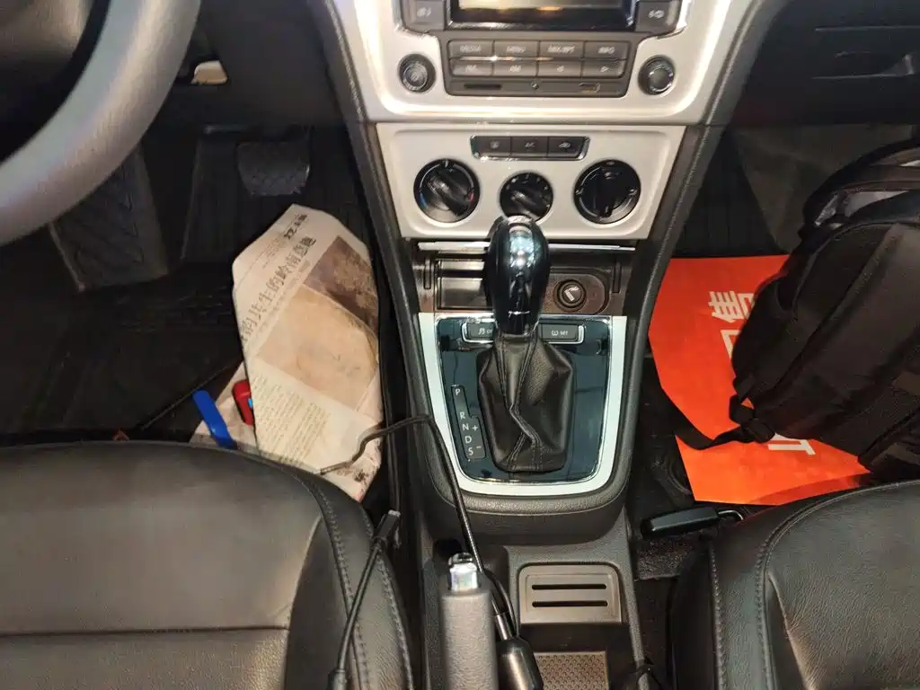 Volkswagen Gran Lavida 2013 1.4TSI AT Comfort