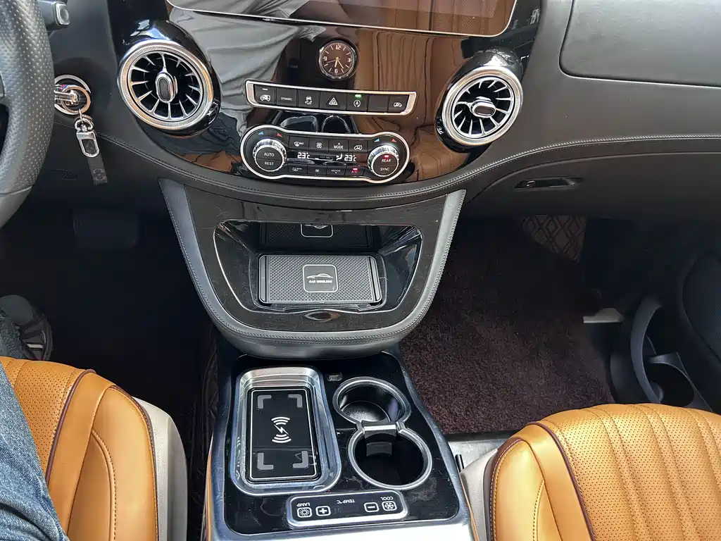 Mercedes-Benz Vito — миниатюра 18