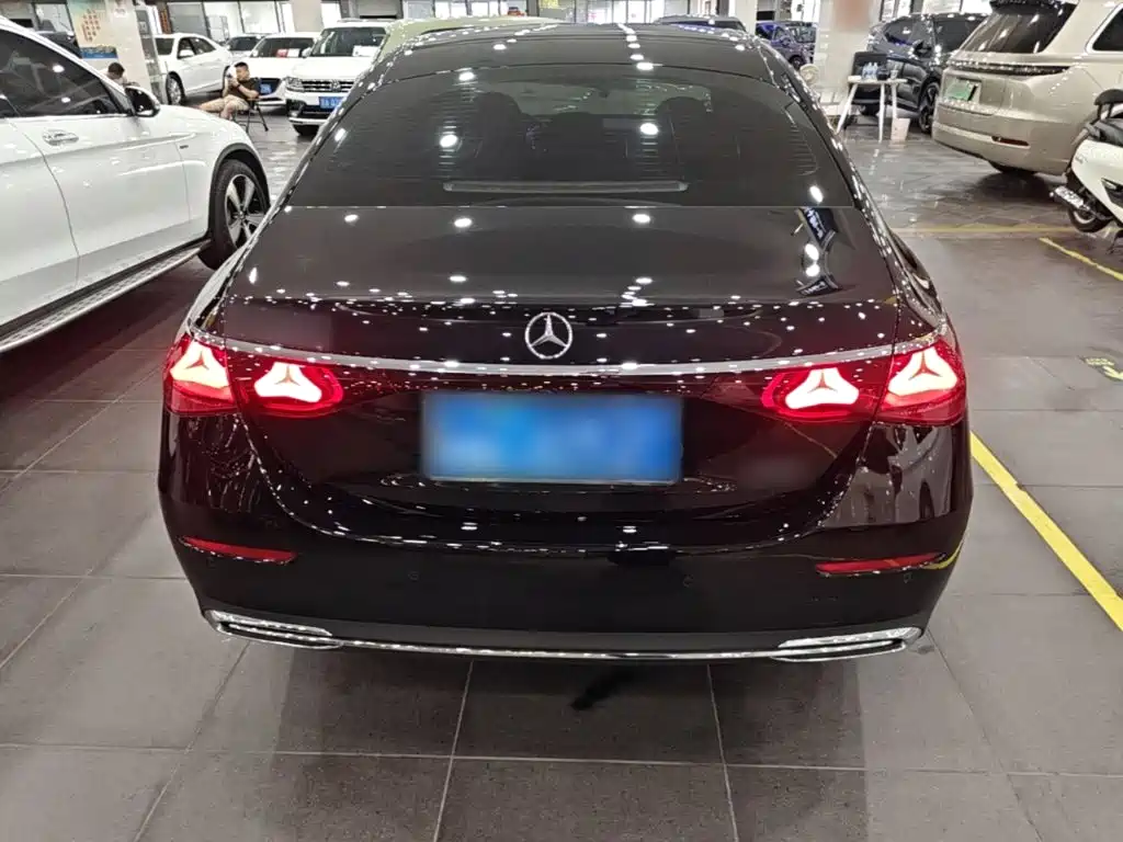 Mercedes-Benz E-Class E 2025 E 300 L Fashion
