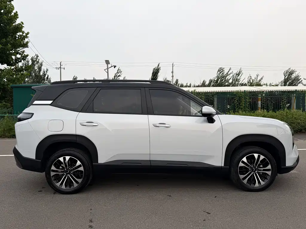 Wuling 560 2026 125km Luxury