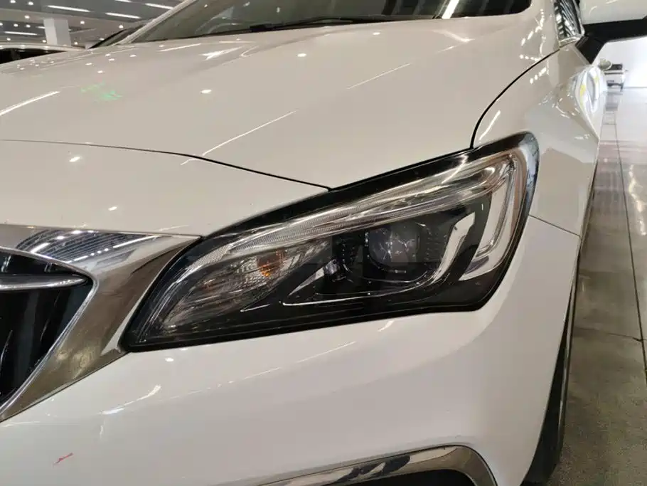 Buick Verano — миниатюра 5