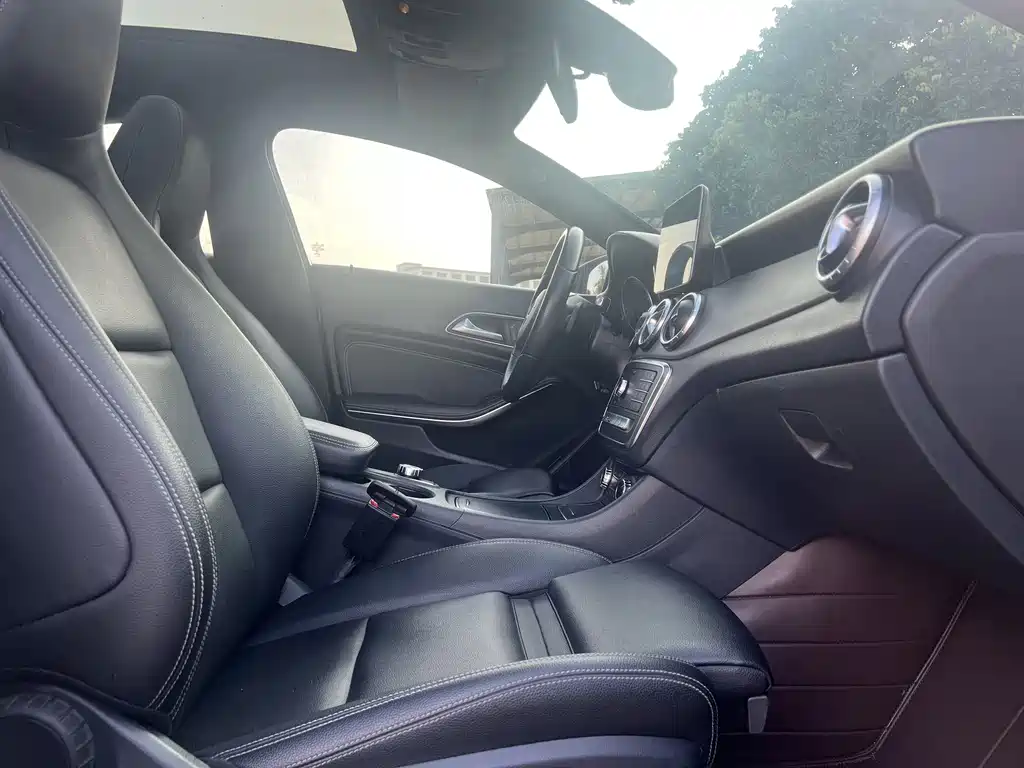 Mercedes-Benz CLA (Import) — миниатюра 11
