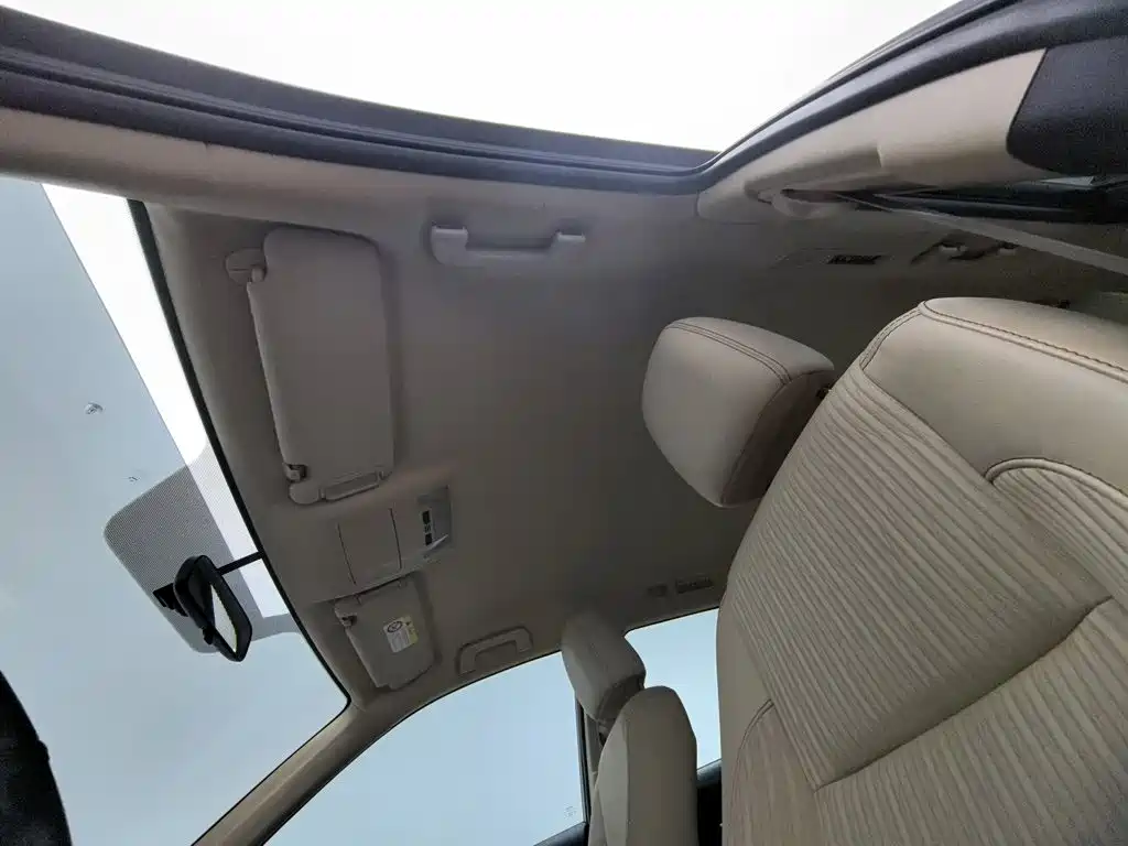Toyota Highlander — миниатюра 14