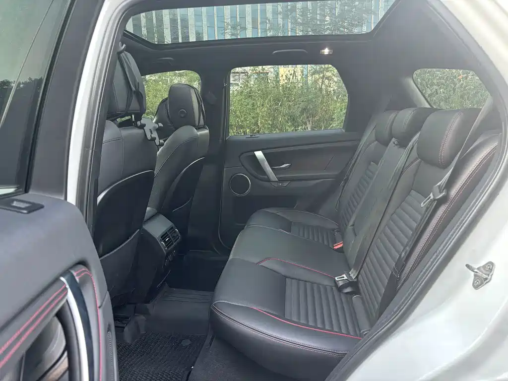 Land Rover Discovery Sport — миниатюра 13