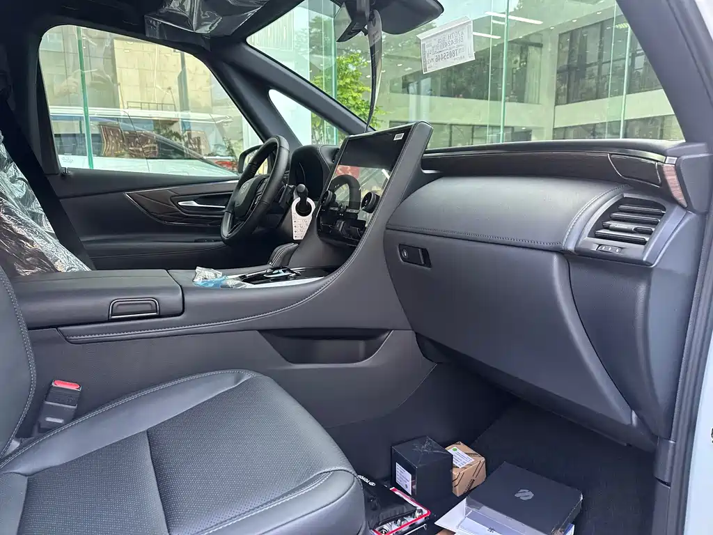 Toyota Alphard 2025 2.5L Premium
