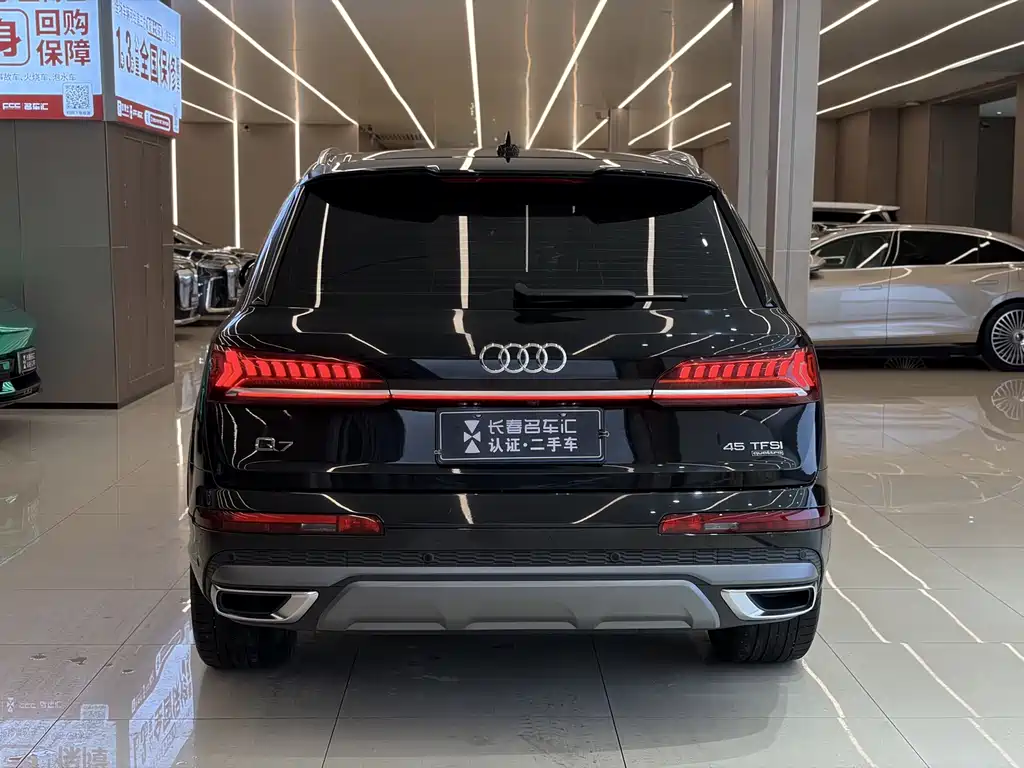 Audi Q7 — миниатюра 3
