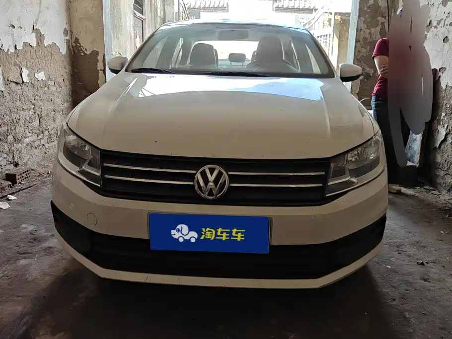 Volkswagen Santana — миниатюра 2