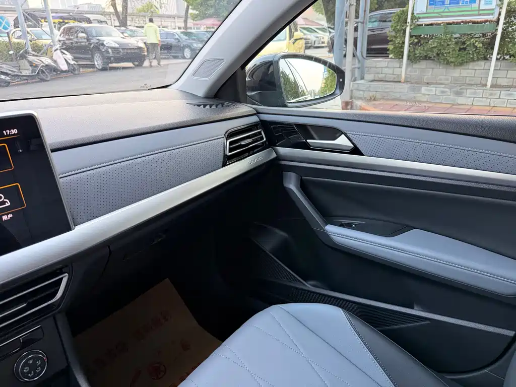 Volkswagen Lavida — миниатюра 18